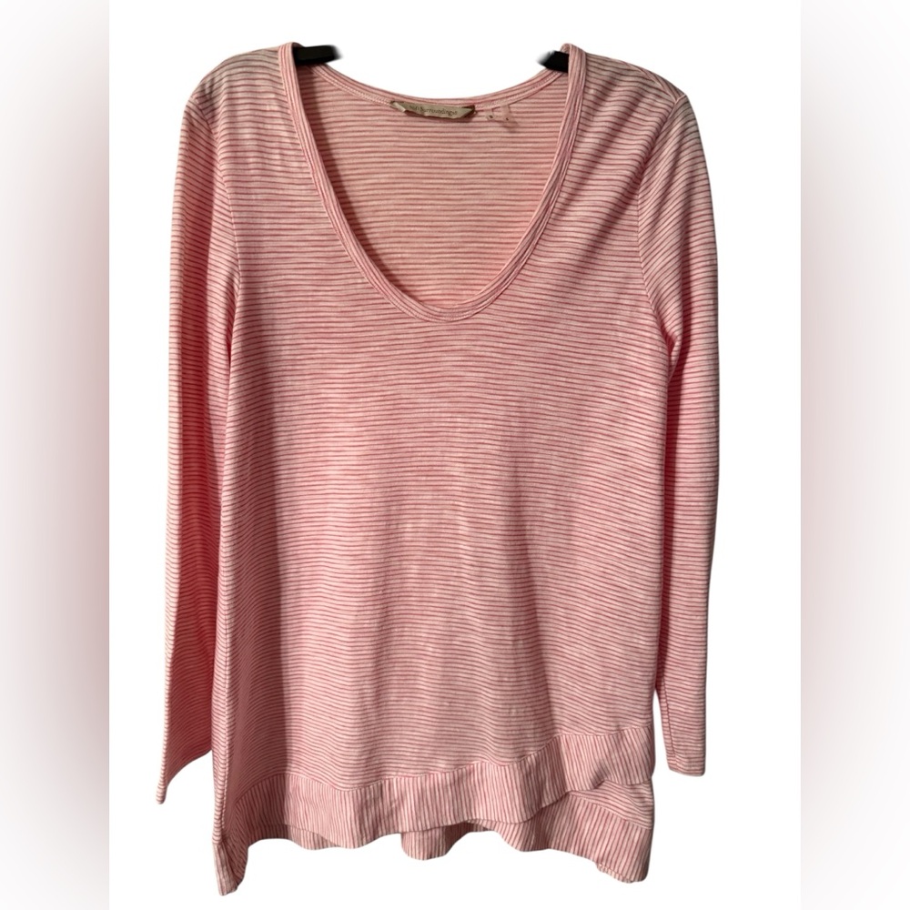 Pink/red  Striped Women's Top soft Surroundings size small Great for valentines